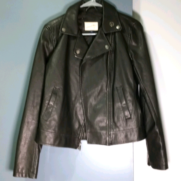 Universal Thread Faux Leather Jacket Size XS - Picture 1 of 5